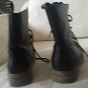 combat boots